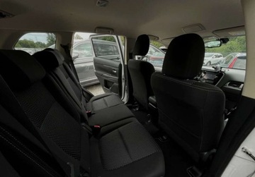 Mitsubishi Outlander III SUV Facelifting 2015 2.0 MIVEC 150KM 2016 Mitsubishi Outlander 2.0 4X4 AUTOMAT GWARANCJA bezwypadkowy 2.0, zdjęcie 16