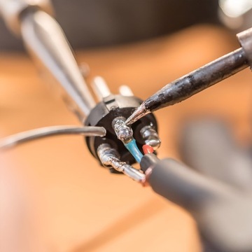 CYNA SPOIWO DO LUTOWANIA Z KALAFONIĄ STOP CYNY W ROLCE ROLKA SZPULA 1MM