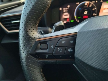 Cupra Formentor Crossover PHEV 1.4 e-HYBRID 204KM 2023 Cupra Formentor hybryda serwis ASO 1.4hyb 205KM bezwypadkowy LED dos.zakre, zdjęcie 17