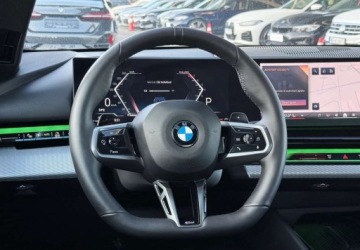 BMW Seria 5 G90-91 2025 BMW Seria 5 I wlasciciel Hak M Sport Gwarancja Bezwypadkowy FVAT23, zdjęcie 14