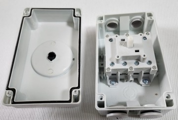 Изоляция главного разъединения. Установка питания Hebel PV DC 32A 4P IP65