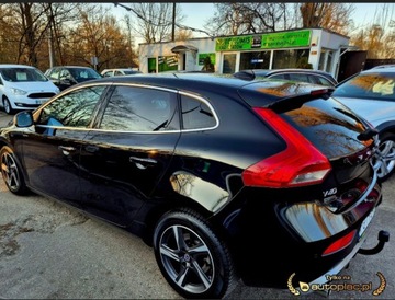 Volvo V40 II Hatchback Facelifting 2.0 D3 150KM 2016 VOLVO V40 R-Desing, zdjęcie 4