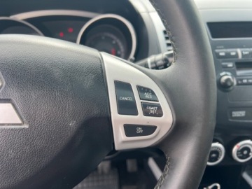 Mitsubishi Outlander II 2.0 DID DOHC 140KM 2008 Mitsubishi Outlander 4WD Xenony Skory Klimatyzacja Szyberdach Grzane Fotel, zdjęcie 17