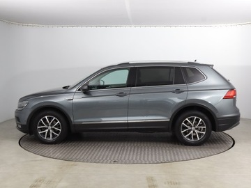 Volkswagen Tiguan Allspace SUV 1.4 TSI ACT 150KM 2018 VW Tiguan Allspace 1.4 TSI, Salon Polska, zdjęcie 2