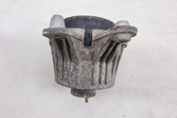 JINÉ DÍLY KOMORA MOTORU MERCEDES-BENZ C (W205) A2052406717 2015