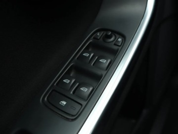 Volvo S60 II Sedan Facelifting 2.0 D4 DRIVE-E 181KM 2014 Volvo S60 D4, 178 KM, Navi, Klima, Klimatronic, zdjęcie 17