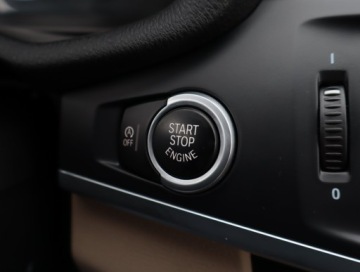 BMW X3 F25 SUV 2.0 20i 184KM 2012 BMW X3 xDrive20i, 4X4, VAT 23%, Xenon, Bi-Xenon, zdjęcie 15