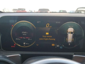 Mercedes GLB 2021 Mercedes-Benz GLB 250 4Matic 2021 2.0 Benzyna 221KM, zdjęcie 9