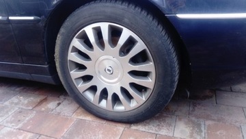 LANCIA THESIS ПЕРЕДНЕЕ ВЕТРОВОЕ СТЕКЛО