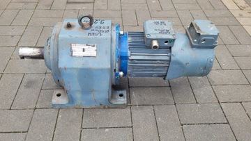 Przekładnia motoreduktor 1.5KW 5 7 9 10 obrotów