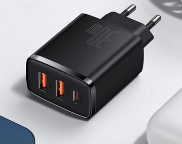Настенное зарядное устройство Baseus 2xUSB-A USB-C QC 30 Вт для телефона/планшета