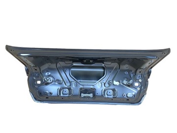 AUDI A4 8W B9 SEDAN FACELIFT VÍKO KUFRU KUFRU LZ7S