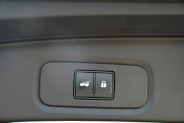 Nissan Qashqai III Crossover 1.3 DIG-T MHEV 158KM 2023 Nissan Qashqai TEKNA+ SKÓRA nawi 4 KAMERY line, zdjęcie 12