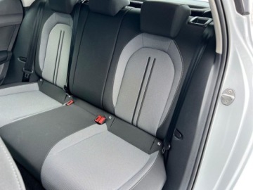 Seat Leon IV 2024 Seat Leon 1.5 TSI 115KM 2024 Virtual Cockpit KESSY PDC 5 lat VAT 23, zdjęcie 19