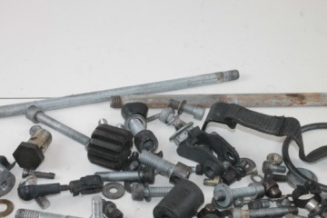 БОЛТ ОТ РАЗБОРКИ BMW R 1100 GS