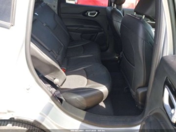 Jeep Compass II 2025 Jeep Compass Latitude 2025 2.0 Benzyna 200KM, zdjęcie 12