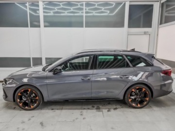 Cupra Leon II Sportstourer Facelifting 1.5 eTSI MHEV 150KM 2025 CUPRA Leon 1.5 eTSI mHEV DSG Combi 150KM 2025, zdjęcie 2
