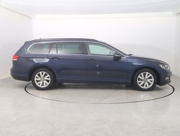 Volkswagen Passat B8 Variant 2.0 TDI BlueMotion SCR 150KM 2016 VW Passat 2.0 TDI, VAT 23%, Navi, Klima, zdjęcie 5