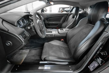 Aston Martin 2012 Aston Martin V8 Vantage Krajowy. 1 właściciel, zdjęcie 22