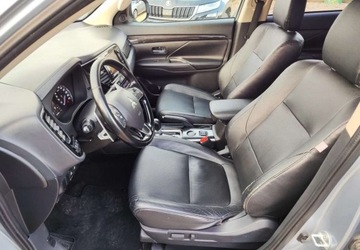 Mitsubishi Outlander III SUV Facelifting 2017 2.0 150KM 2017 Mitsubishi Outlander Mitsubishi Outlander 2.0 2WD CVT Diamant Edition 2.0, zdjęcie 18