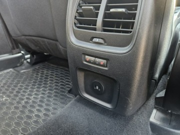 Ford Kuga III SUV Plug-In 2.5 EcoBlue 225KM 2022 Ford Kuga 2,5 Plug-in Hybrid 225 KM automat, zdjęcie 11