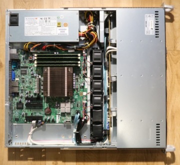 Компьютер, стоечный сервер 1U G1610T / 16 ГБ / 4x 3,5 дюйма