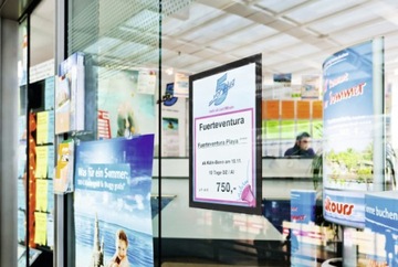 RAMKA SAMOPRZYLEPNA MAGNETYCZNA PLAKATOWA INFORMACYJNA A4 CZARNA DURAFRAME