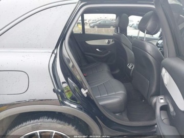 Mercedes GLC C253 2021 Mercedes-Benz GLC 300 Suv 2021 2.0l 2.0 Benzyna 255KM, zdjęcie 12