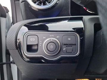 Mercedes CLA C118/X118 Coupe Facelifting 1.3 200 163KM 2023 Mercedes-Benz CLA 200 AMG / Advanced Plus / Multib, zdjęcie 17