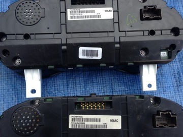 DODGE CHALLENGER 15 16 17 18 PŘÍSTROJOVÁ DESKA