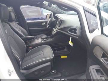 Chrysler Pacifica II 2024 Chrysler Pacifica Hybrid Premium S Appearance PKG 2024 3.6l 3.6 Hybryda, zdjęcie 9