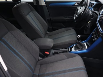 Volkswagen T-Roc I SUV 1.5 TSI ACT 150KM 2018 VW T-Roc 1.5 TSI, Salon Polska, Klima, zdjęcie 8