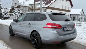 Peugeot 2016 Peugeot 308 Peugeot 308 PureTech 130 Stop amp Start Allure 1.2 Benzyna, zdjęcie 5