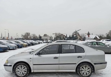 Skoda Octavia I Hatchback 1.4 MPI 75KM 2003 Skoda Octavia Skoda Octavia 1.4 Nature 1.4 Benzyna 75KM, zdjęcie 1