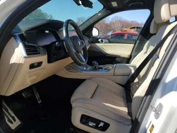 BMW X7 2021 BMW X7 2021 BMW X7 M50I 4.4 Benzyna 523KM, zdjęcie 7