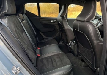 Volvo XC40 2021 Volvo XC 40 2,0 B4 197ps Hybr Multi Led Virtual Tacho Blis Skora Reling Se, zdjęcie 25