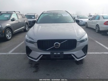Volvo XC60 II 2023 Volvo XC 60 T8 Ultimate Dark Theme 2023 2.0l 2.0 Hybryda Plug-in 312KM, zdjęcie 4