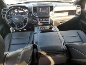  RAM 1500 Tradesman 2023 3.6l 3.6 Benzyna 305KM, zdjęcie 8