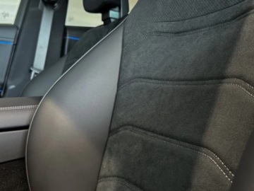 Mercedes Klasa E W214 Sedan 2.0 220d 197KM 2025 E Klasa 220 d 4-Matic AMG 2.0 (197KM) 2025, zdjęcie 10