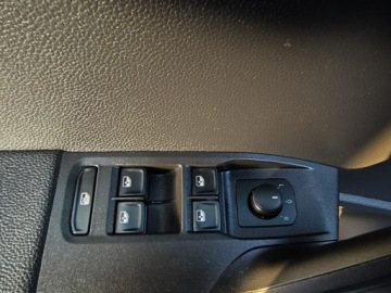 Seat Arona Crossover 1.0 EcoTSI 95KM 2019 Seat Arona bezwypadkowy zadbany Gwarancja, zdjęcie 12