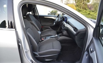 Ford Focus IV Kombi 1.5 EcoBlue 120KM 2019 Ford Focus mk4 IV 1.5 EcoBlue 120KM Automat Navi LED Radar ALU SerwisASO, zdjęcie 14