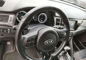 Kia Niro I Crossover 1.6 GDi Hybrid 141KM 2017 Kia Niro Kia Niro 1.6 hybryda klima kamera stan bdb gwarancja przebiegu 1.6, zdjęcie 17