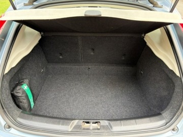 Volvo V40 II Hatchback Facelifting 2.0 D2 120KM 2016 Volvo V40 2.0 D2 Full LED Podgrzewane fotele, zdjęcie 29