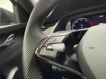 Skoda Octavia IV Kombi 2.0 TDI SCR 200KM 2022 Skoda Octavia 2.0TDI 200KM RS 4X4 DCC VirtCockpit NiskiPrzebieg Keyless Ka, zdjęcie 17