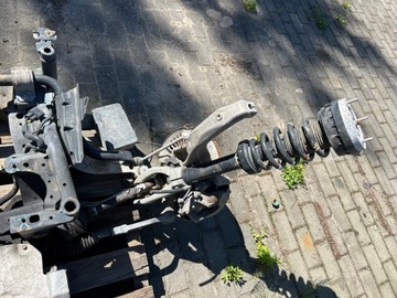 JAGUAR F-PACE 2.0D ZAVĚŠENÍ PŘEDNÍ TĚHLICE NÁPRAVNICE ŘÍZENÍ TLUMIČ