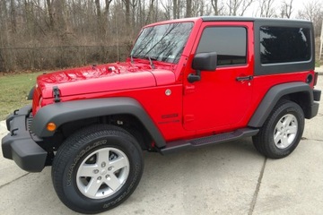 JEEP WRANGLER JK 07-18 2D БОКОВЫЕ ЗНАКИ 82210565AD