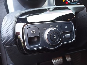 Mercedes CLA C118/X118 2019 Mercedes CLA 200 AMG, panorama, przebogaty, zdjęcie 27