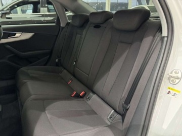 Audi A4 B9 Limousine Facelifting 2.0 35 TFSI 150KM 2023 Audi A4 Limousine 35 TFSI S Line S Tronic Ambiente Podgrzewane fotele L, zdjęcie 11