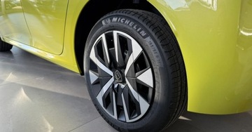 Peugeot 208 II Hatchback Facelifting 1.2 PureTech 100KM 2025 Peugeot 208 Peugeot 208 Style 100KM Nowy model Od reki Salon Mikolajczak, zdjęcie 5