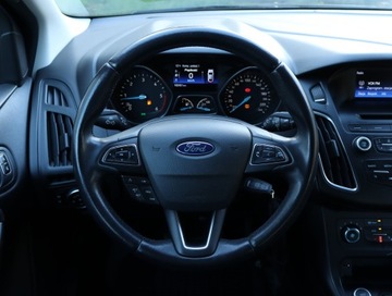 Ford Focus III Hatchback 5d facelifting 1.5 TDCi 120KM 2017 Ford Focus 1.5 TDCi, Salon Polska, Klima, zdjęcie 17